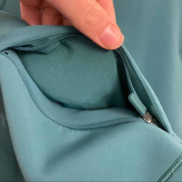 LULULEMON ⚡️ AIRWRAP HOODIE IN TEAL LAGOON 💦💦💦 - Picture 7 of 11